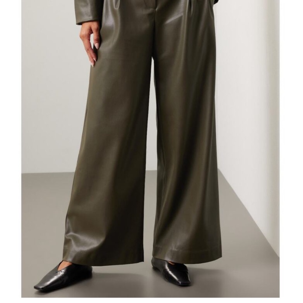 Saunders Olive Green Faux Leather Wide-Leg Pants | High Rise | Size 4